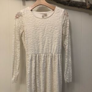 White lace dress